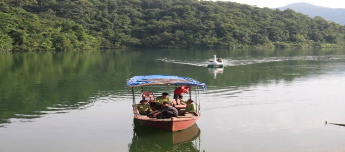Khám phá vẻ đẹp hoang sơ của hồ Khe Chão