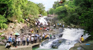 Khai thác tiềm năng du lịch vùng sông Lục, núi Huyền