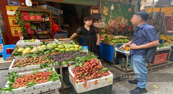 Quả vải thiều Việt Nam ở trung tâm hoa quả Bằng Tường, Trung Quốc